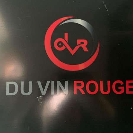 Du Vin Rouge Tbilisi Hotel Buitenkant foto