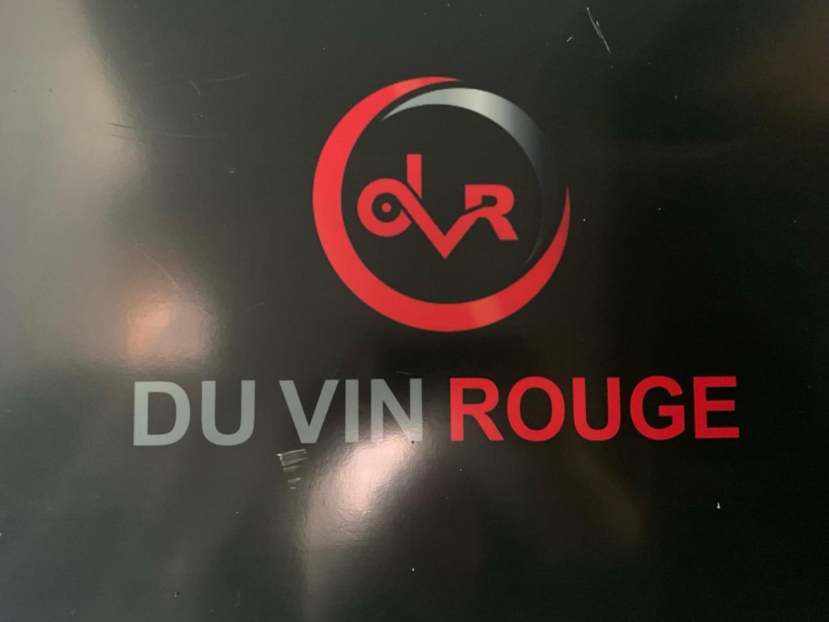 Du Vin Rouge Tbilisi Hotel Buitenkant foto